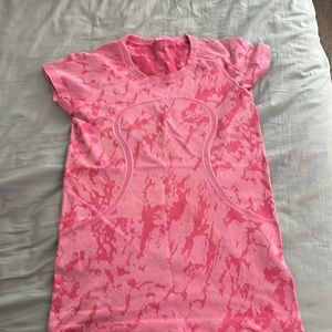 Lululemon Swiftly tech heathered Bon Bon